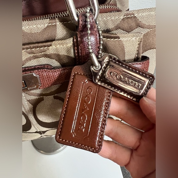 COACH Chelsea Signature Jayden Carryall Shoulder Bag - Picture 6 of 14